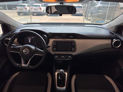 2020 Nissan Versa 1.6 Advance Mt