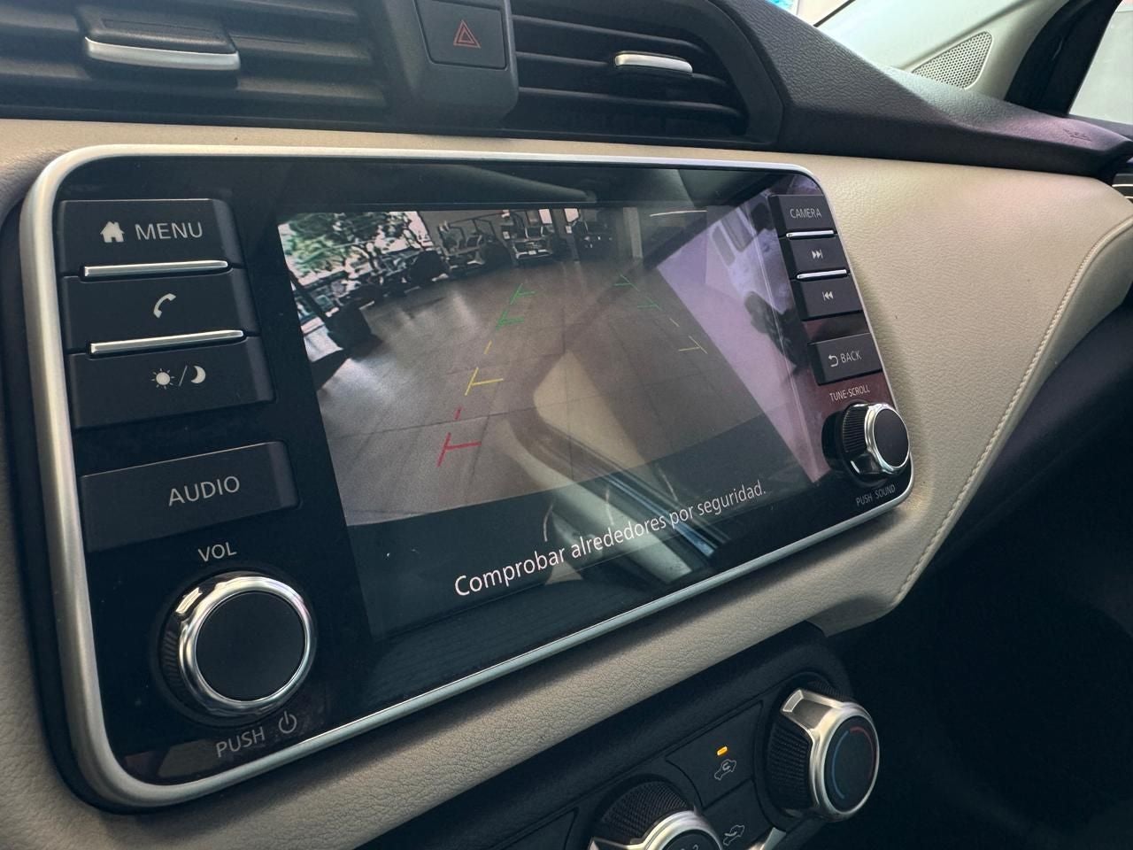 2020 Nissan Versa 1.6 Advance Mt