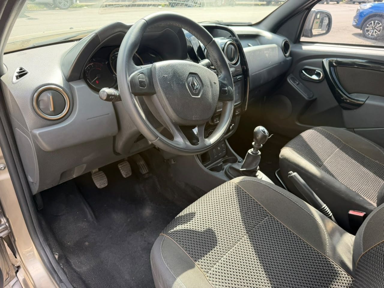 2018 Renault Duster 2.0 Intens Mt