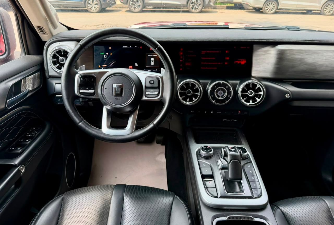 2025 GWM Tank 300 2.0 Luxury Hev