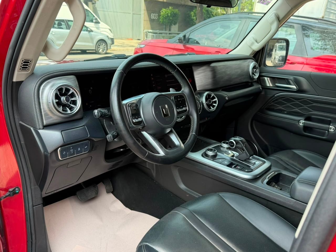 2025 GWM Tank 300 2.0 Luxury Hev