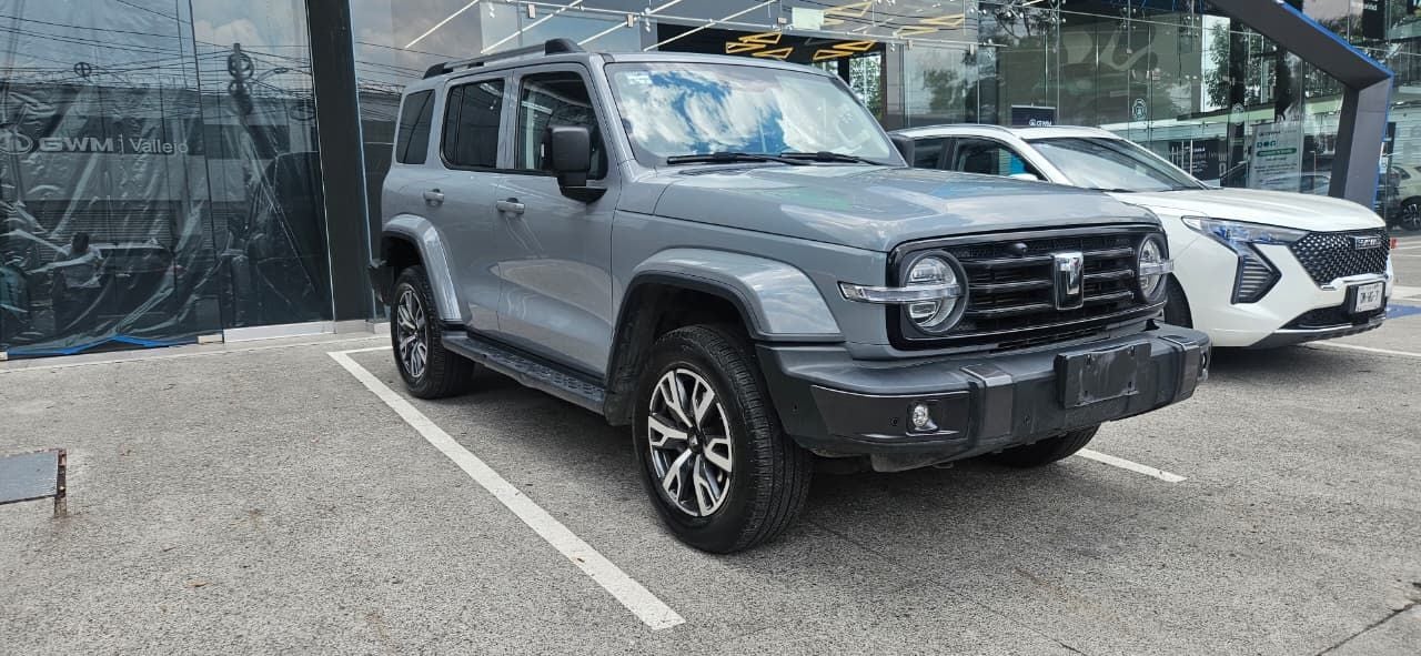 2025 GWM Tank 300 2.0 Luxury Hev