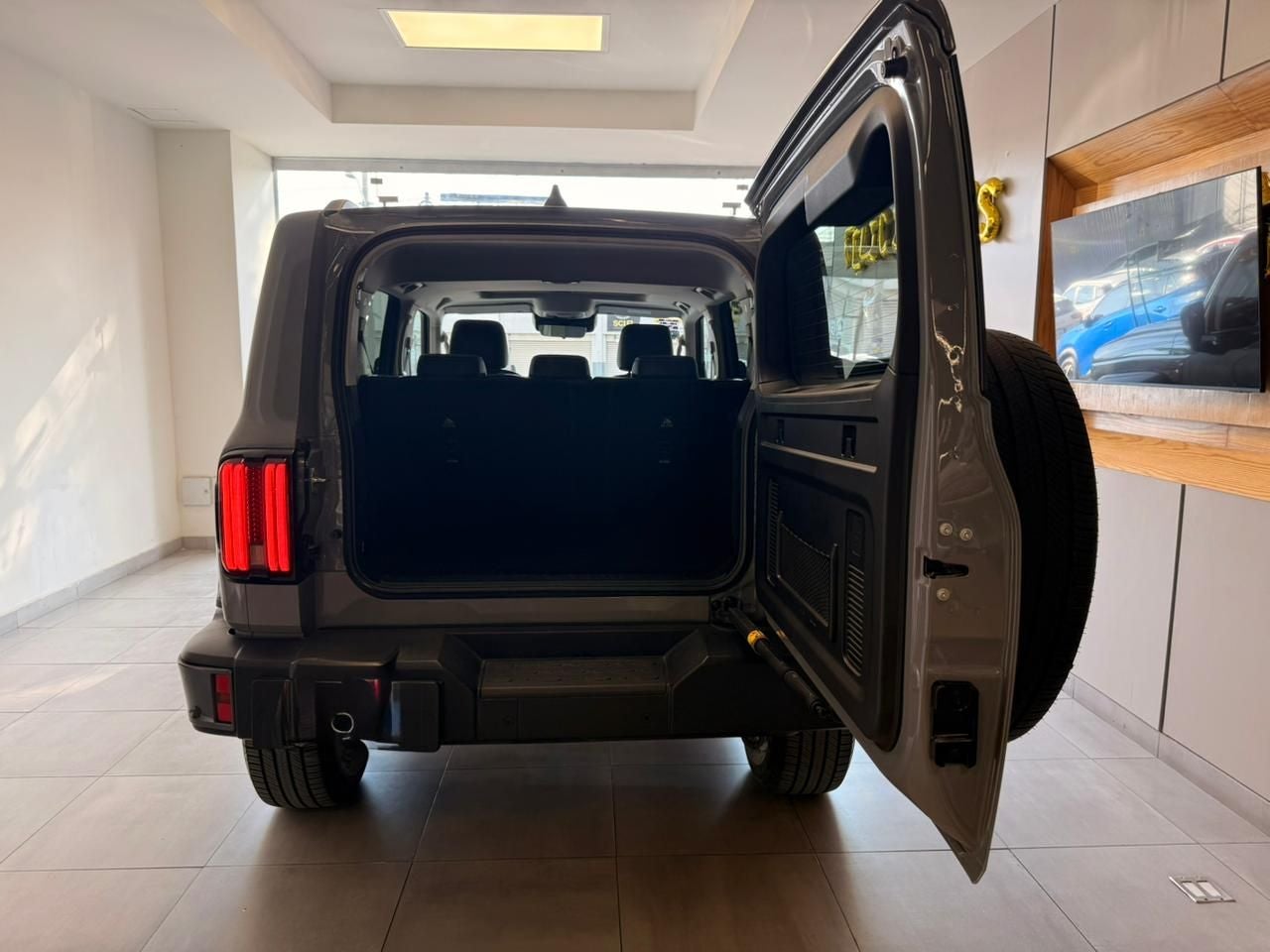 2024 GWM Tank 300 2.0 Luxury Hev